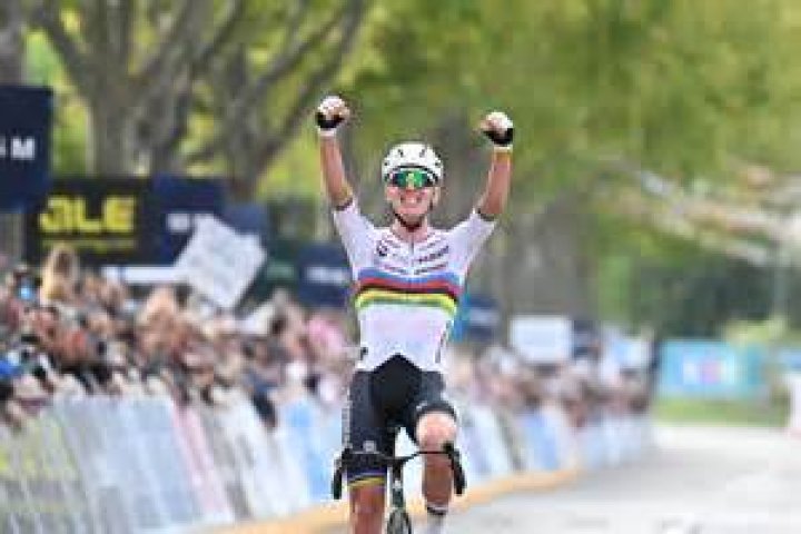 Tadej Pogačar Height: All You Need to Know About the Young Cycling Prodigy
