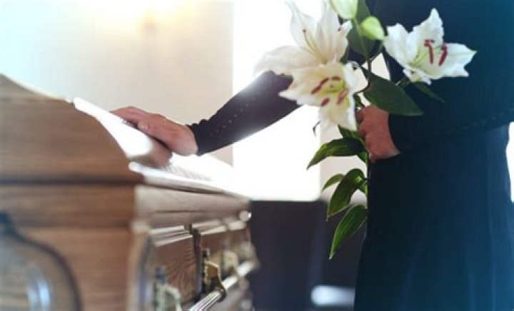 Understanding LR Petty Funeral Home Obituaries: A Comprehensive Guide